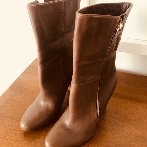 Coach ankle boots with Embroidered Logo - Picture 5 of 7